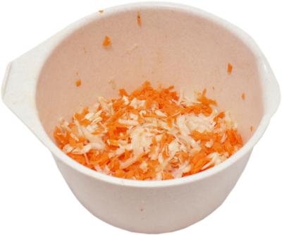 starta marchewka, starty seler, starta pietruszka, plastikowa miska