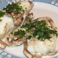 dorsz gotowany na parze, filet z dorsza, pieczarki, ryba